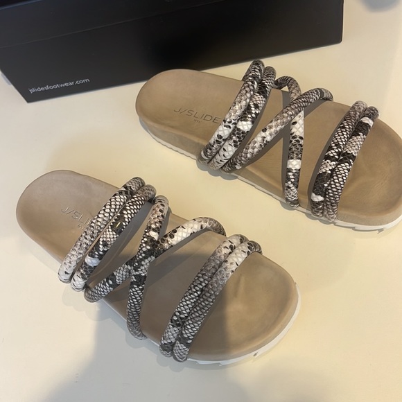 J Slides sandals 6M - NWT - Picture 2 of 6